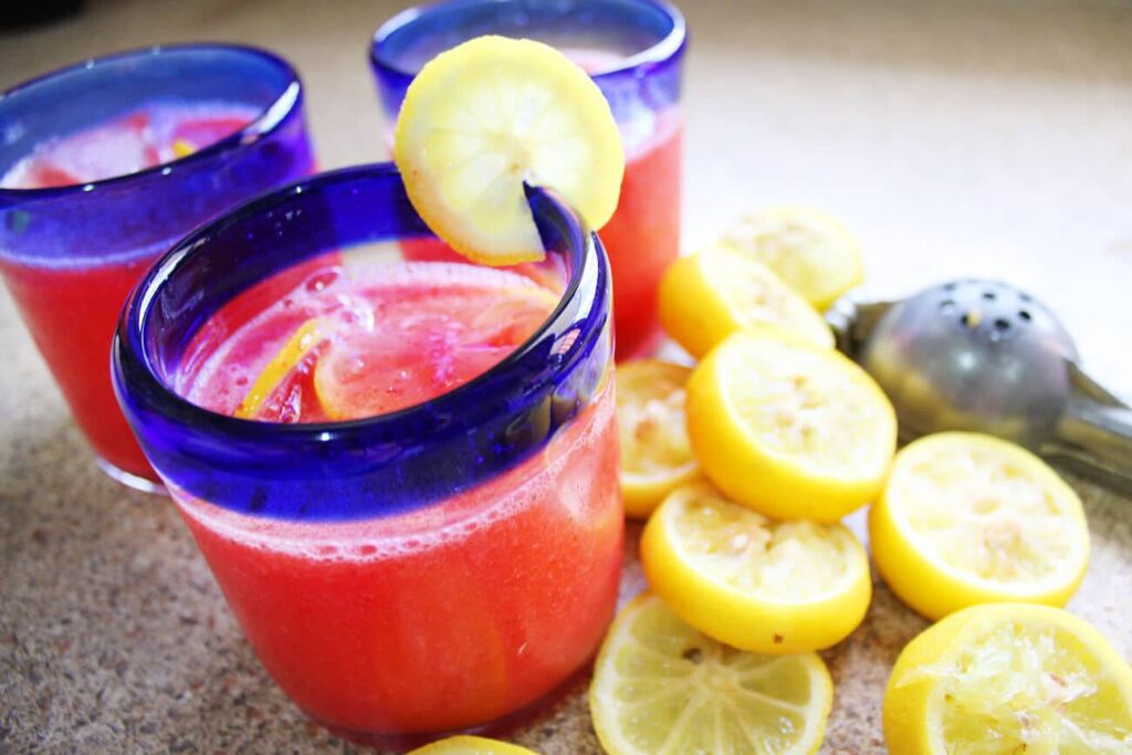 Como hacer limonada de fresa