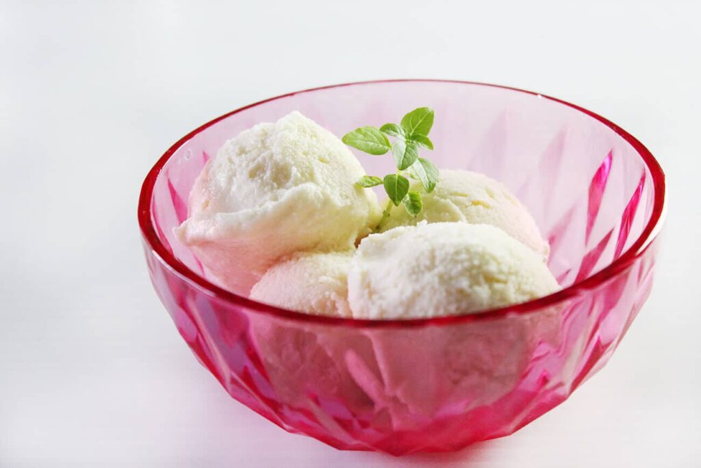 How to make basil ice cream