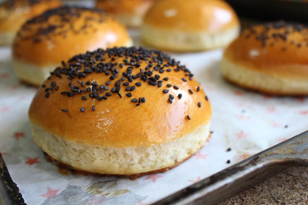 How to make hamburger brioche buns