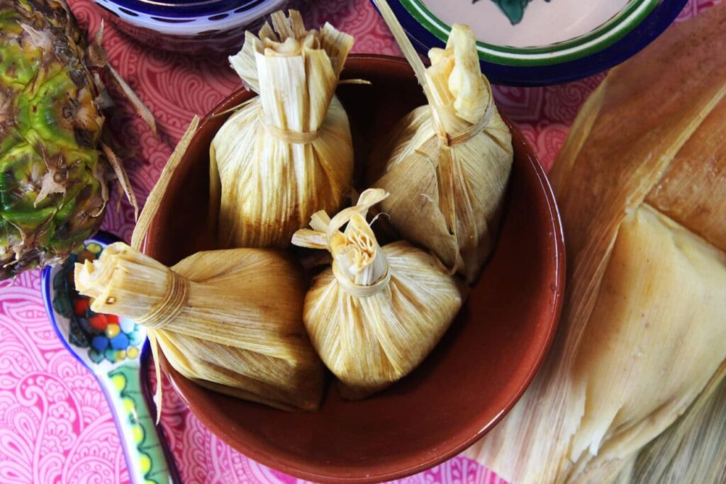 tamales dulces de piña