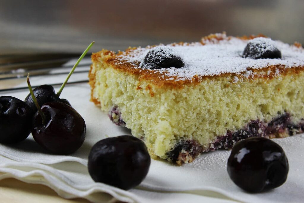 Cherry cake with fresh cherries