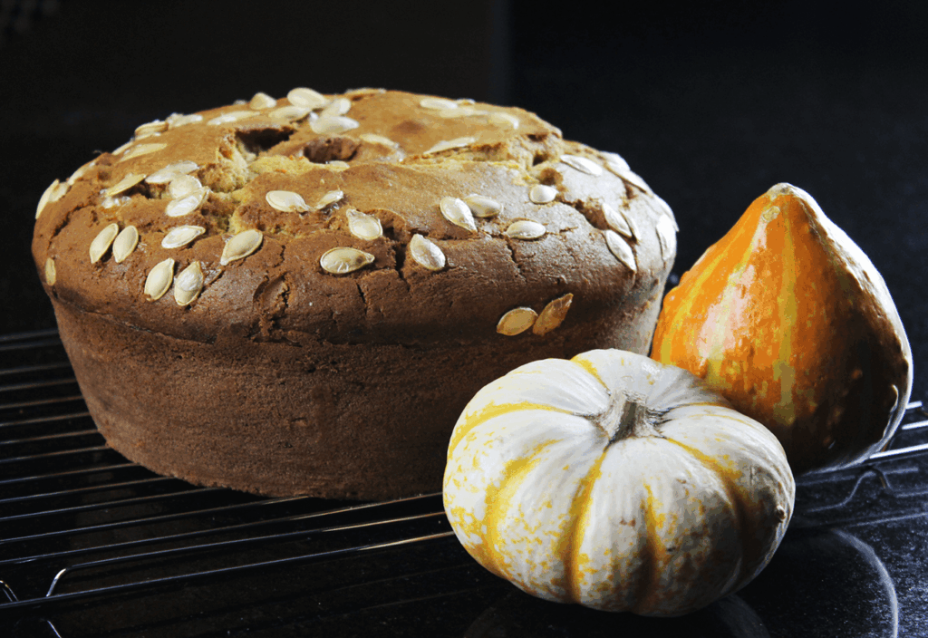 Pumpkin bundt cake