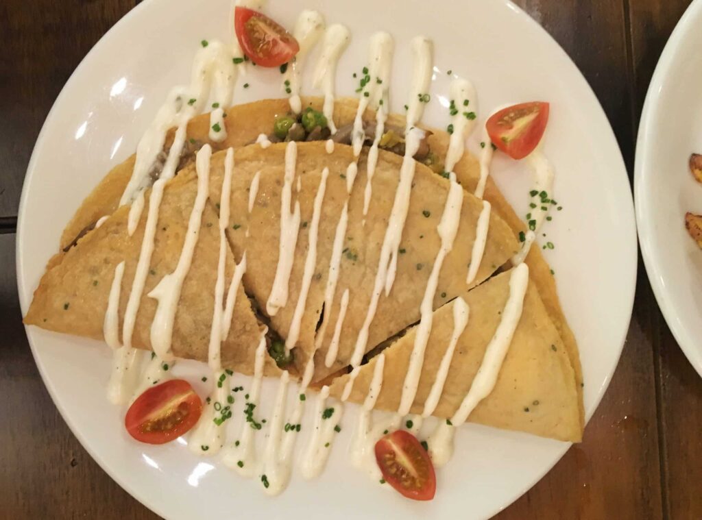 Crepe relleno in level veggie bistro