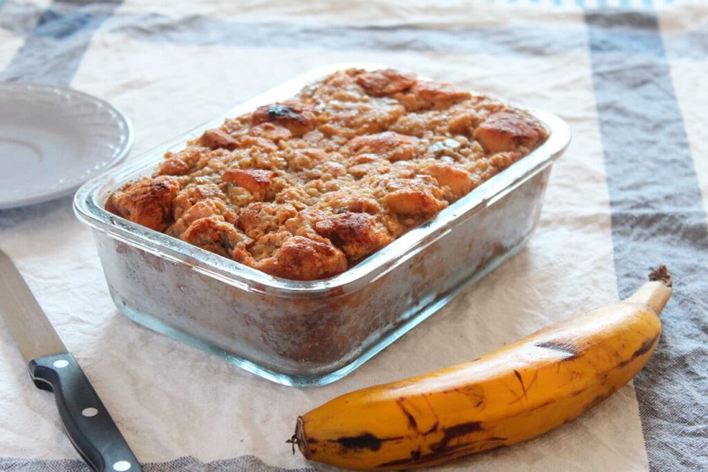 How to make banana bread pudding