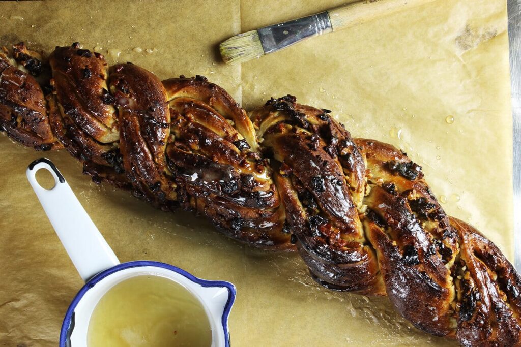 Honey bread recipe with nuts