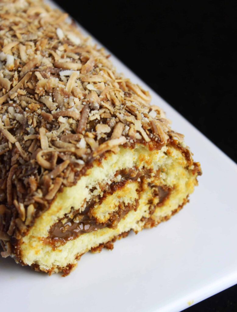 Coconut cake roll