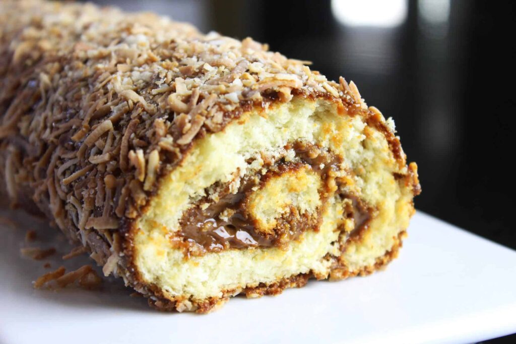 Dulce de leche Swiss roll