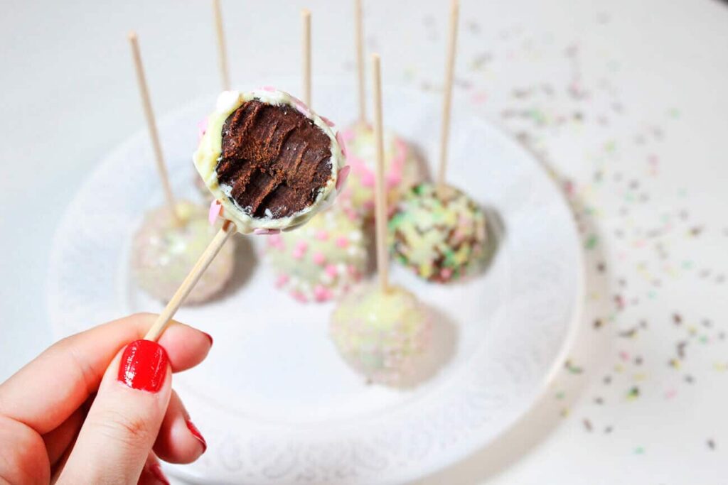 chocolate cake pops