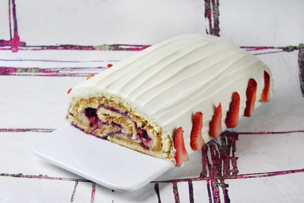 Berries and dulce de leche cake roll