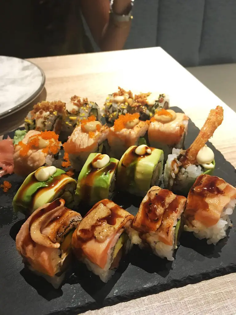 Macao sushi restaurant madrid special roll box