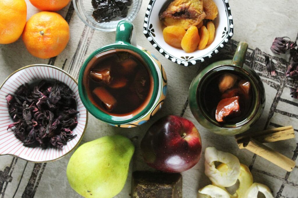 How to make mexican christmas punch