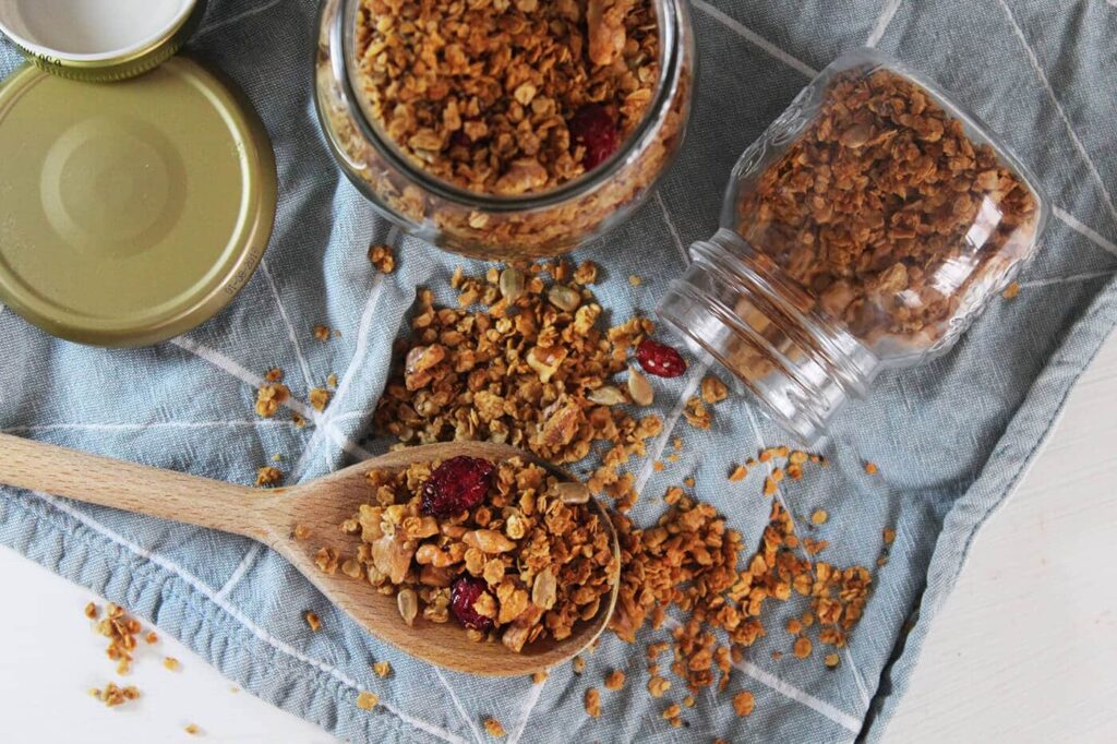 Easy recipe granola