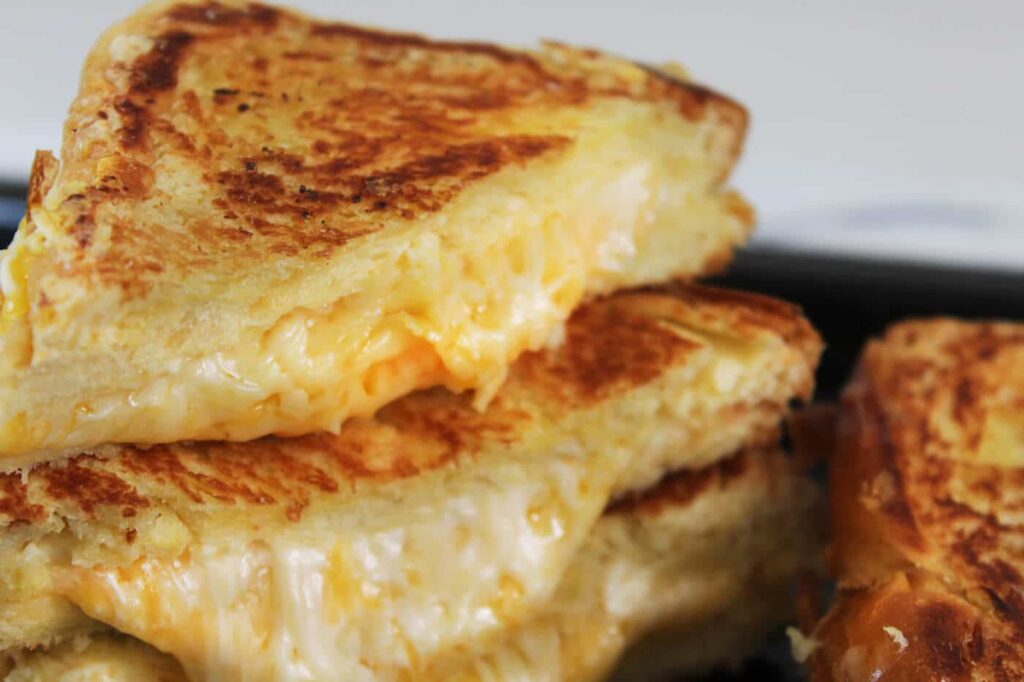 How to make a grilled cheese sandwich
