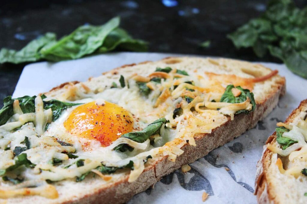 How to make egg in a hole