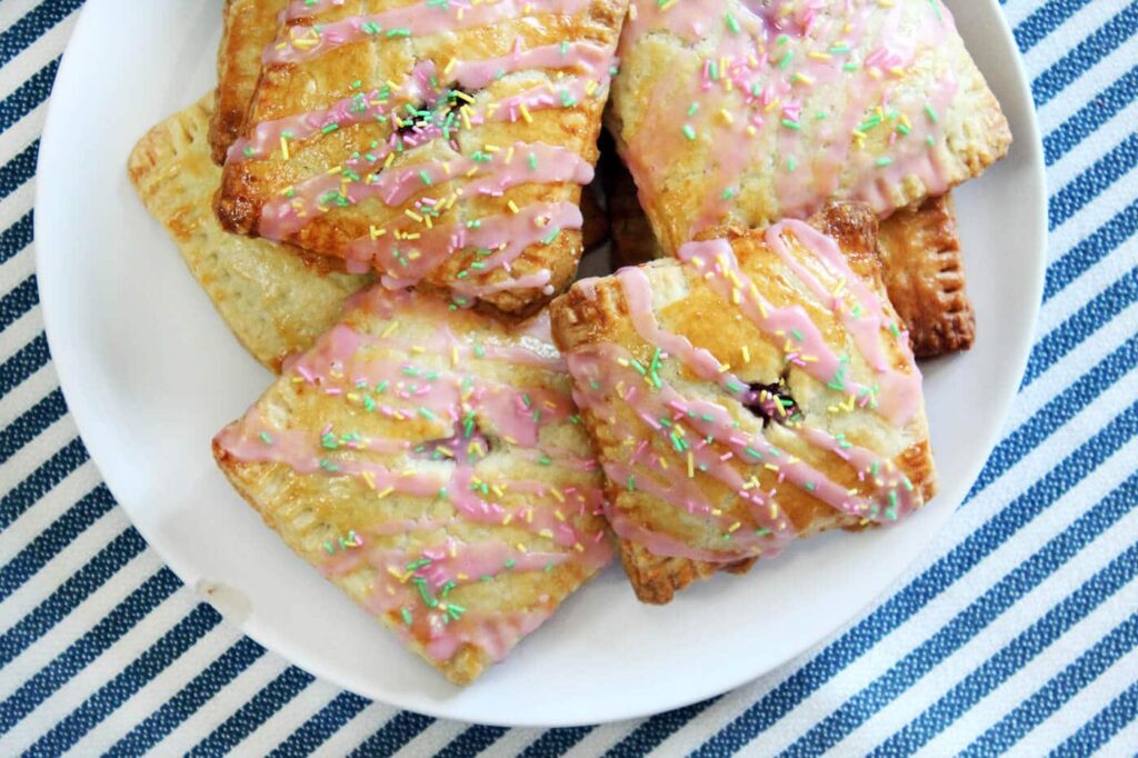 Strawberry pop tarts recipe