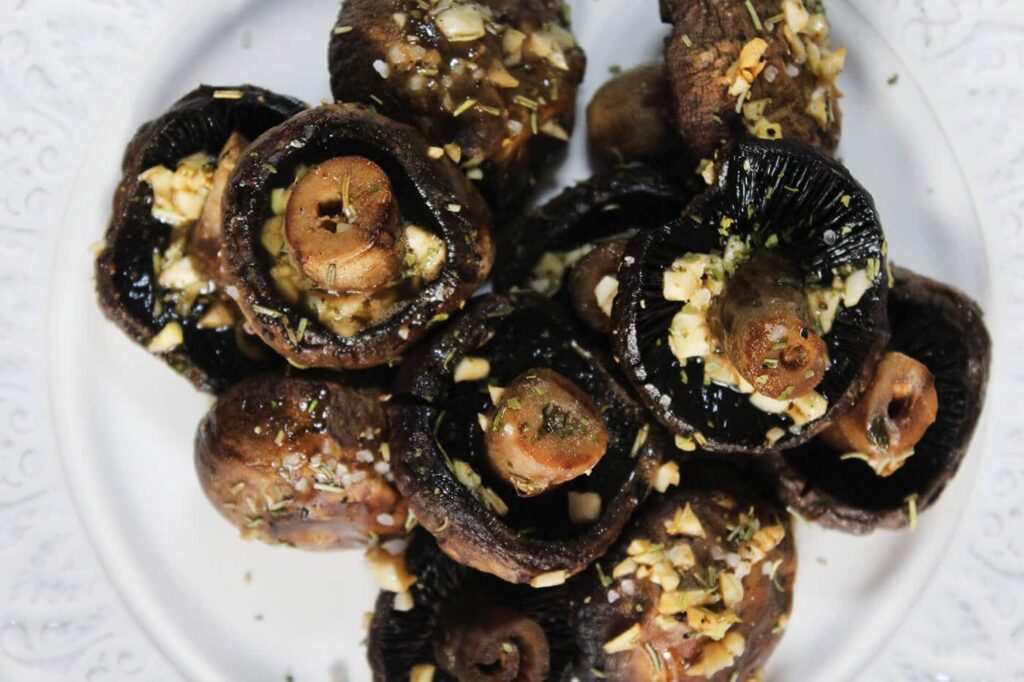 Oven roasted garlic butter mushrooms
