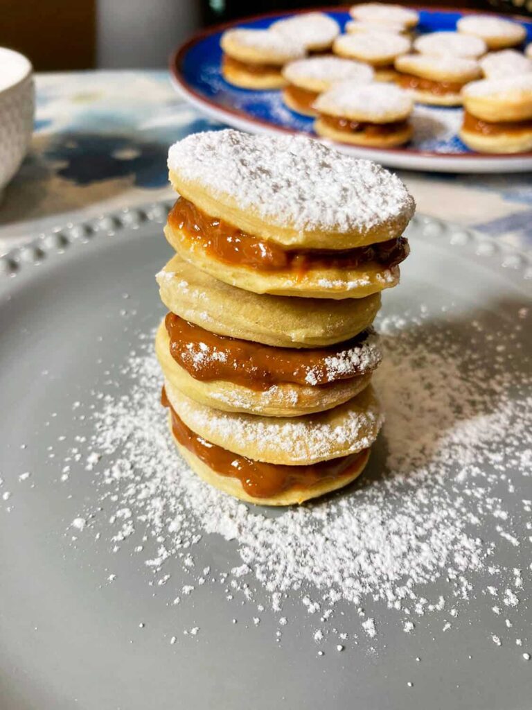 How to make chilean alfajores