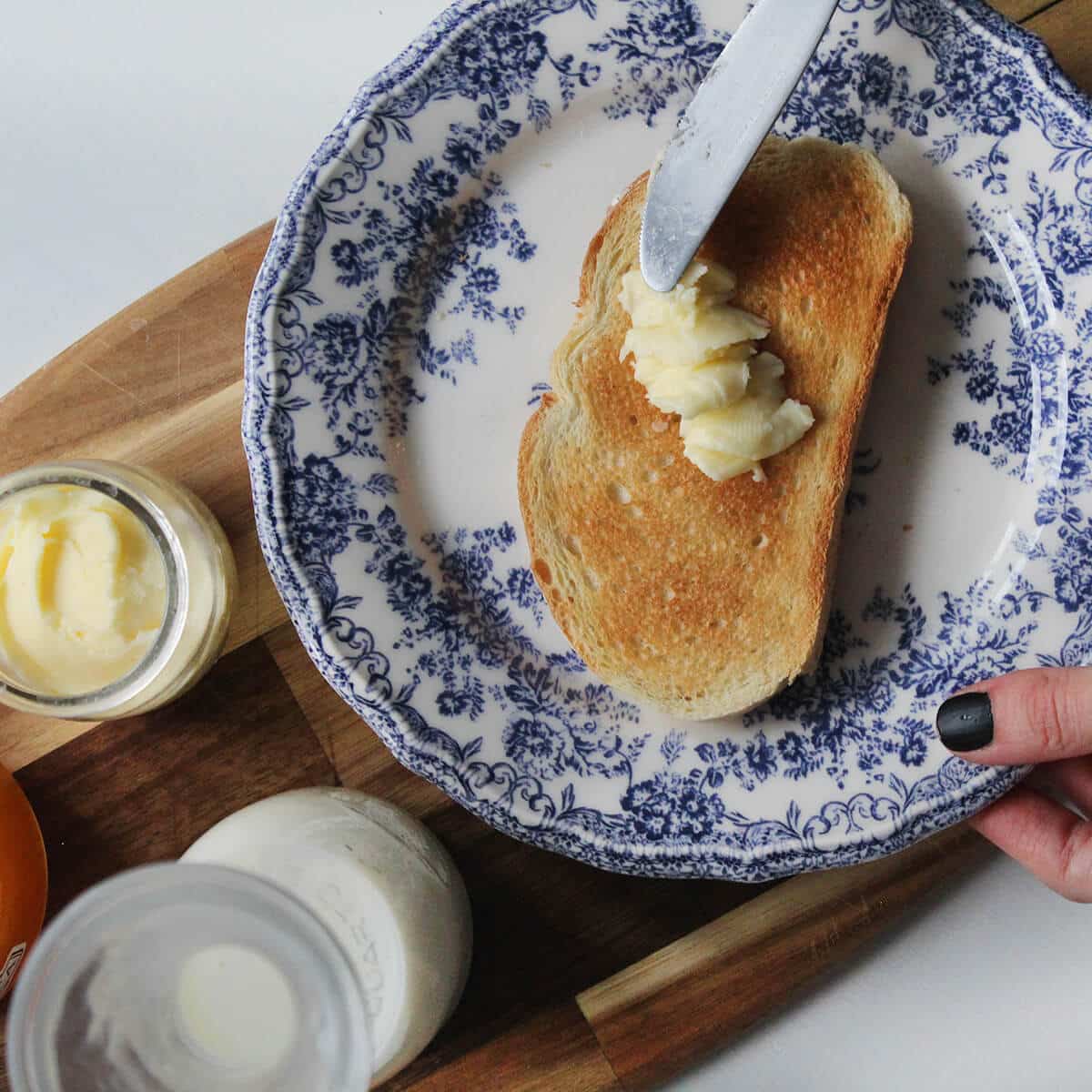 Photograph of the recipe for fresh homemade butter.