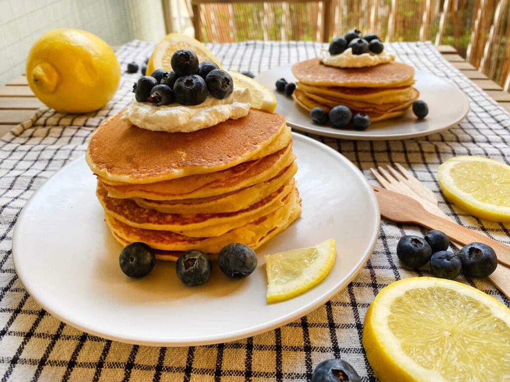 Pancakes de ricotta y limón