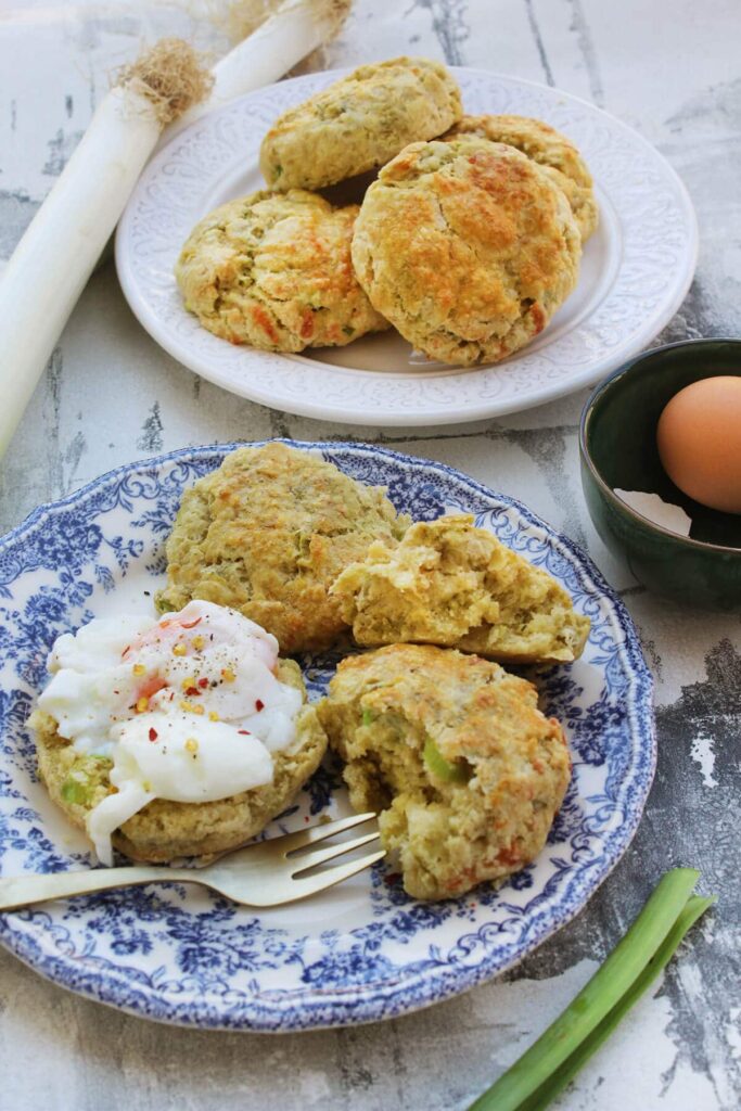 How to make pesto cheese and leeks scones