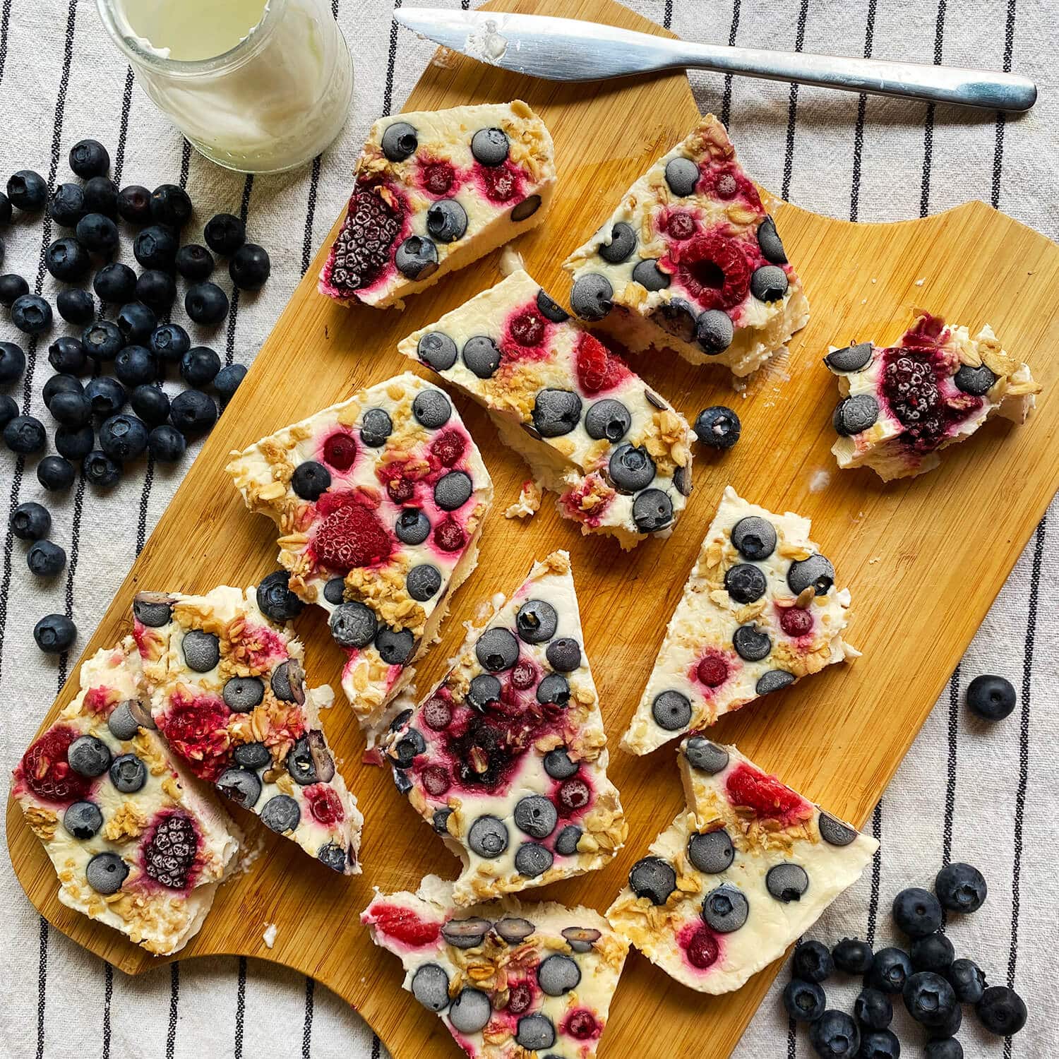 Frozen yogurt barks image 3