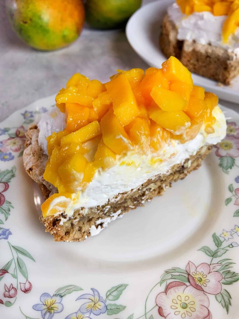Mexican mostachon mango meringue cake
