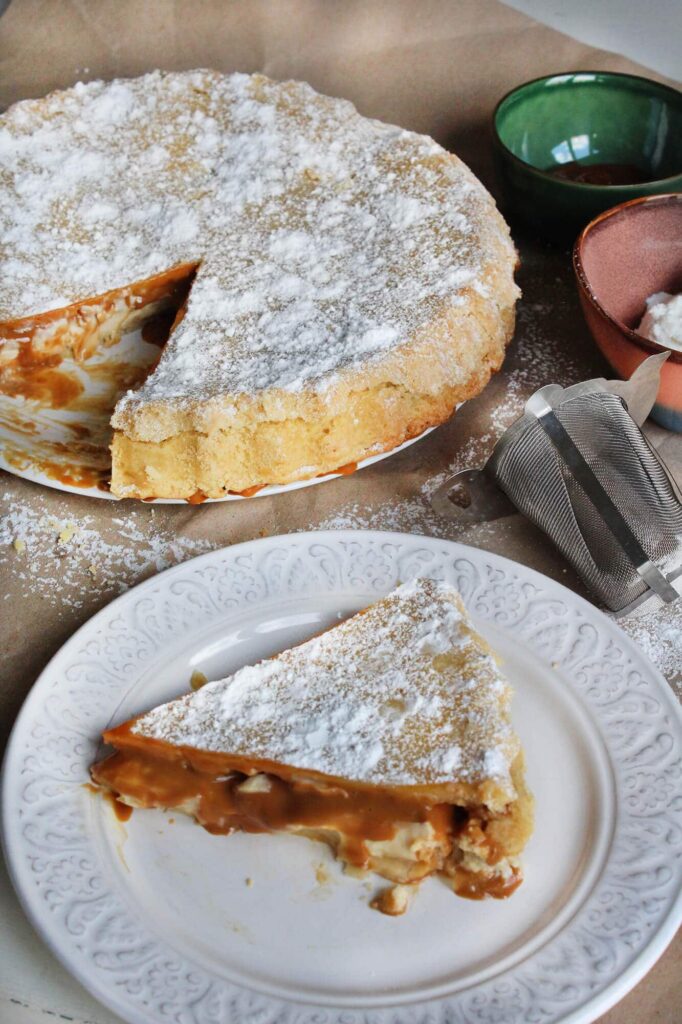 How to make a ricotta and dulce de leche pie