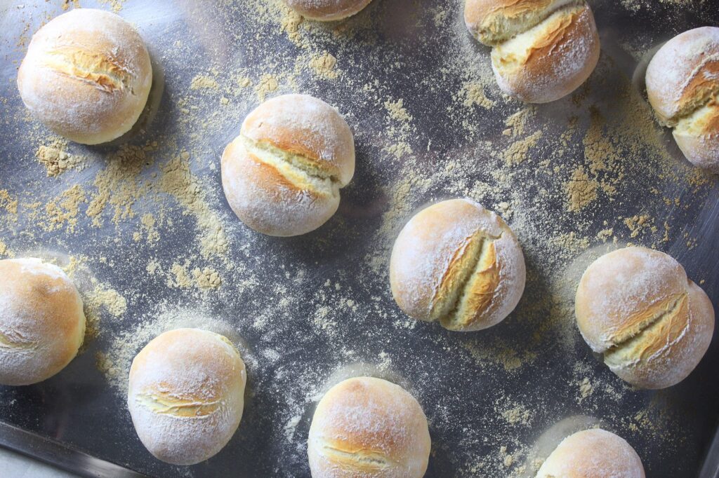 Petit french bread rolls