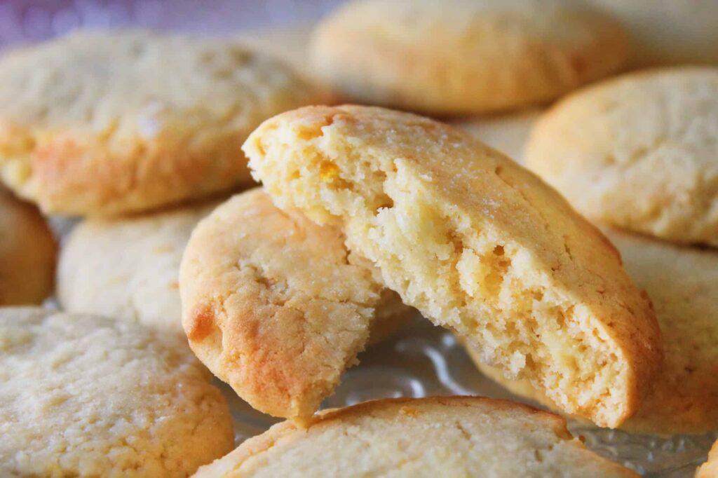 Cómo hacer polvorones de naranja