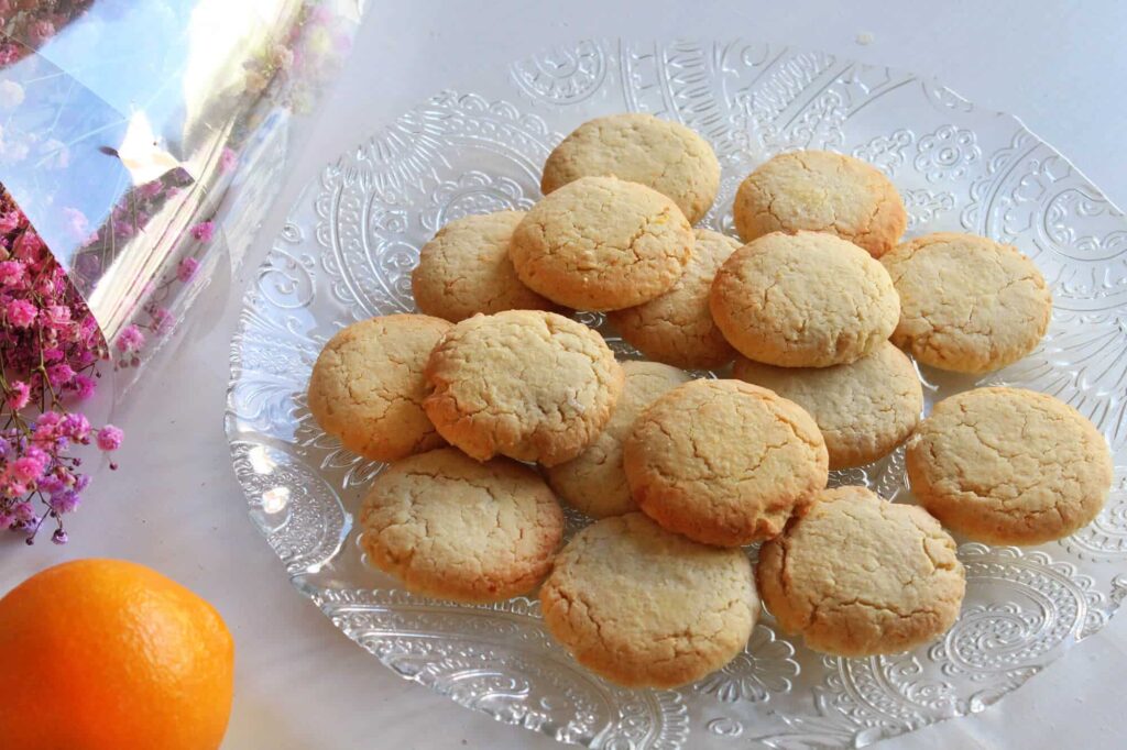 How to make orange mexican cookies