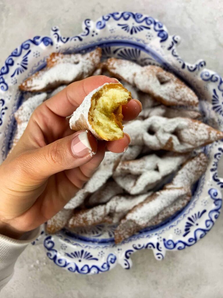 Ukrainian fried pastries Verhuny recipe