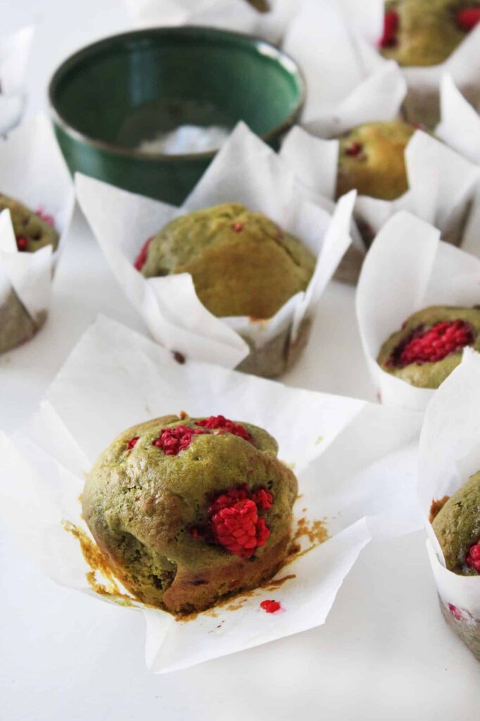 How to make matcha raspberry muffins