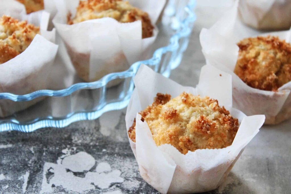 How to make coconut muffins
