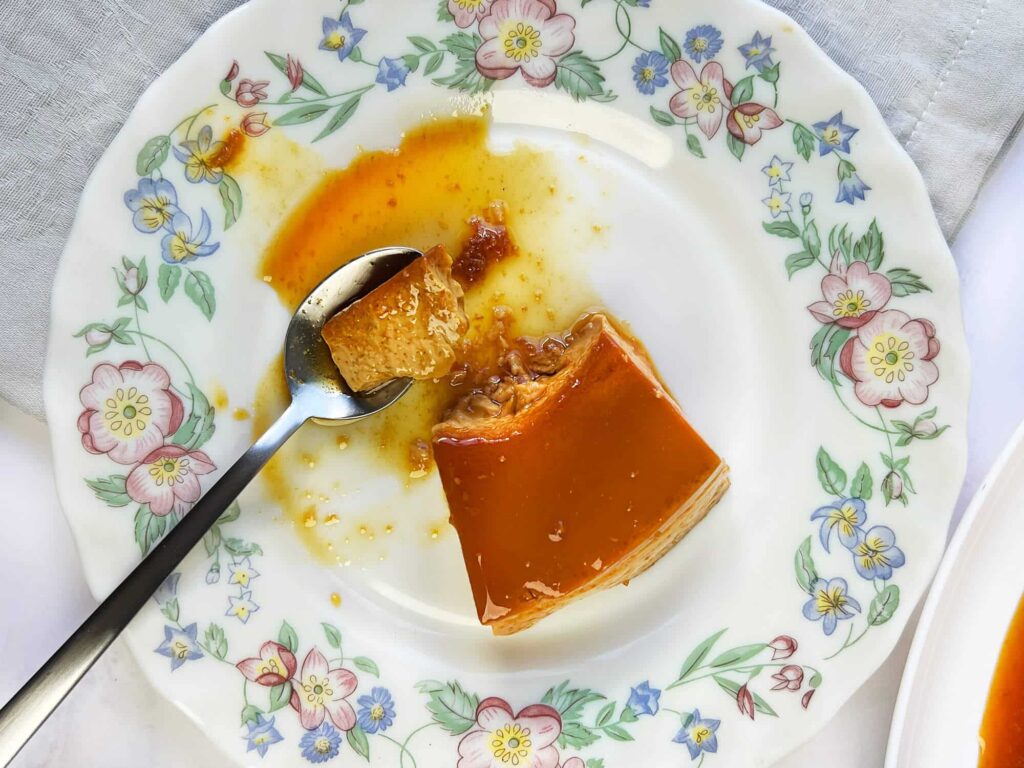 Flan de dulce de leche