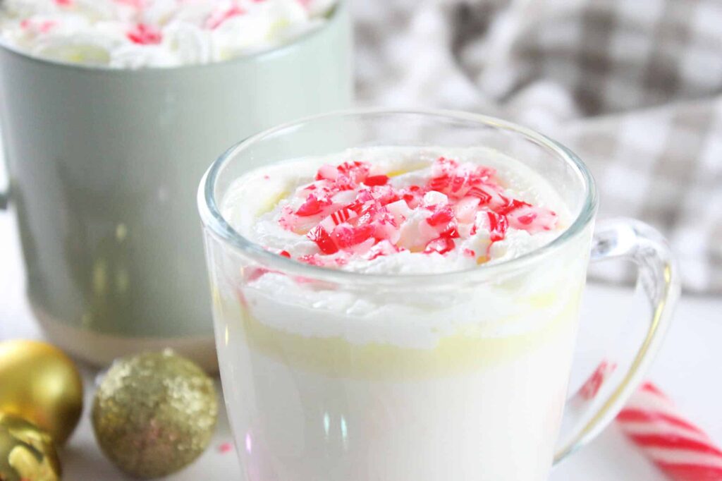 Cómo hacer chocolate blanco caliente