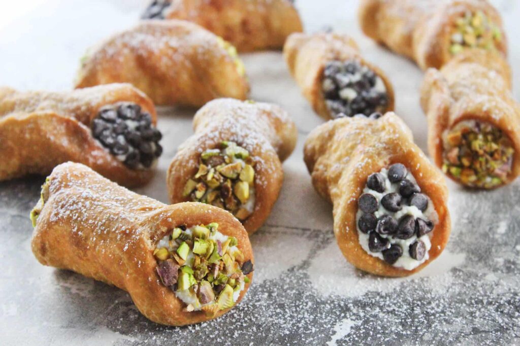 How to make Homemade cannoli
