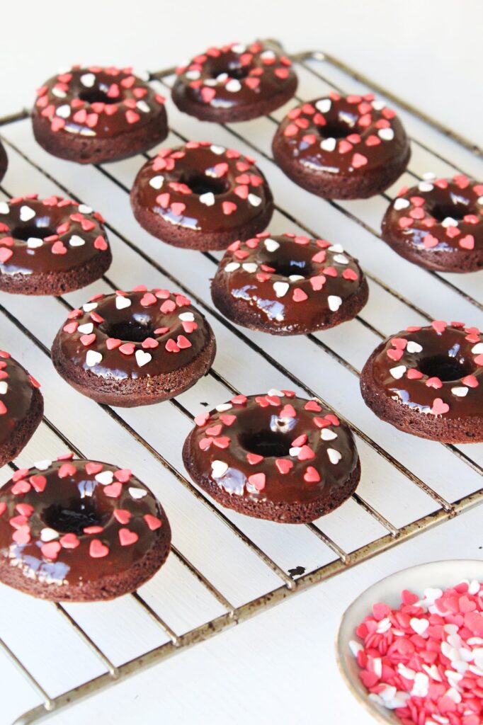 Chocolate baked donuts recipe