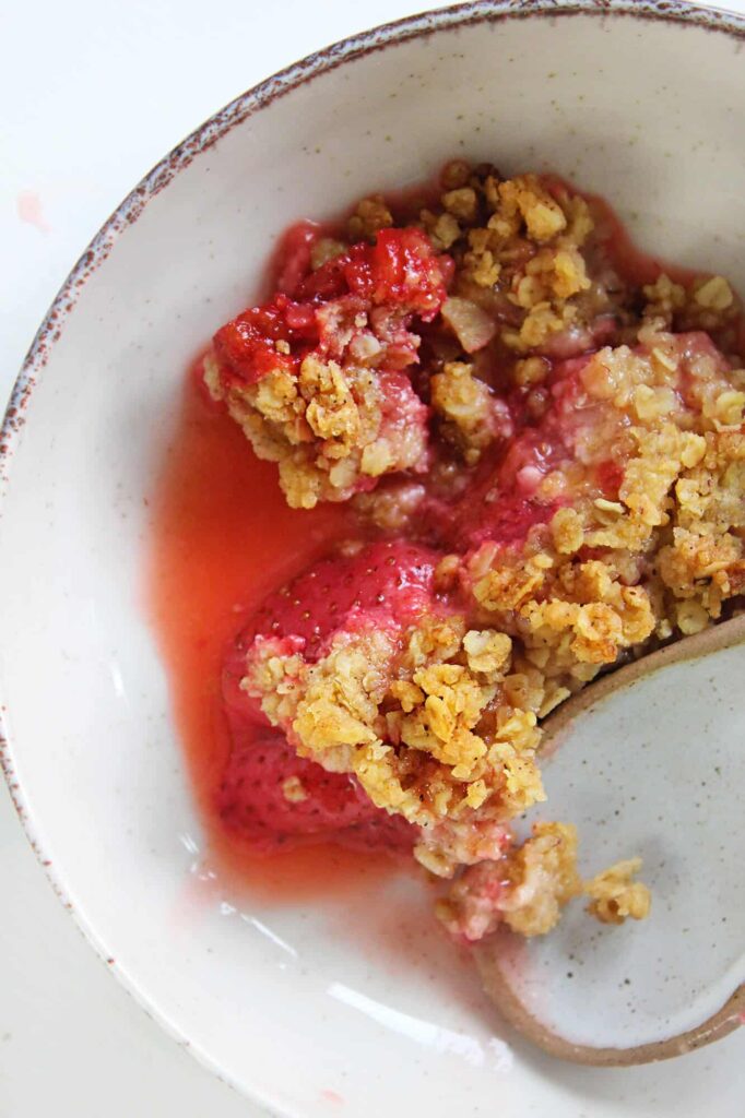 Strawberry crumble