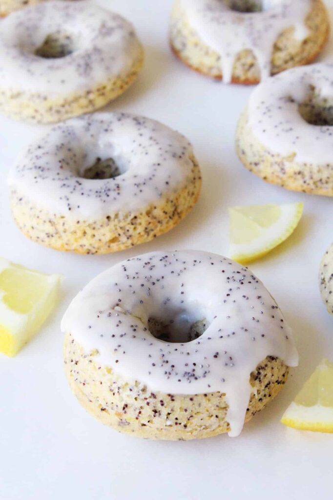 Aprende a hacer Donas horneadas de limón y semillas de amapola