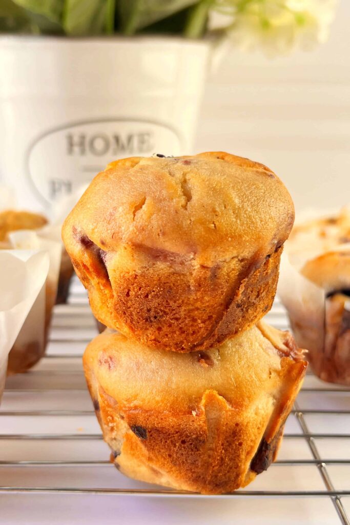 How to make Mixed berry muffins