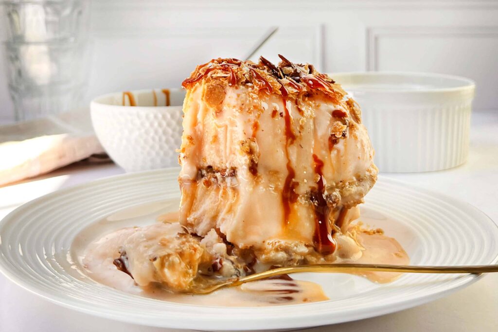 Pastel helado de hojaldre