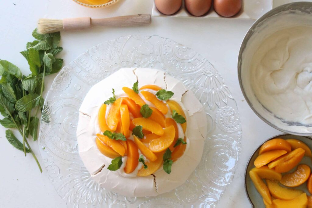 Pavlova de durazno o melocotón