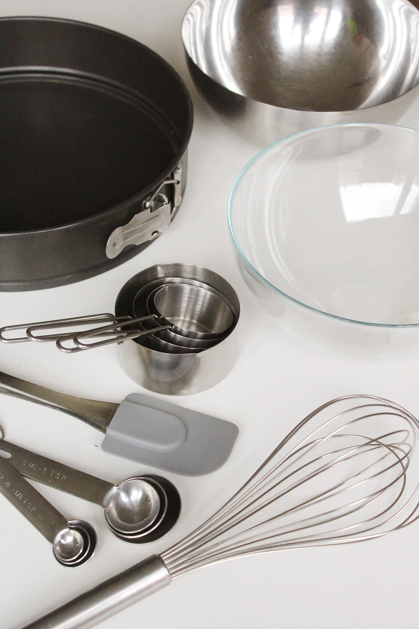6 basic tools for making desserts at home