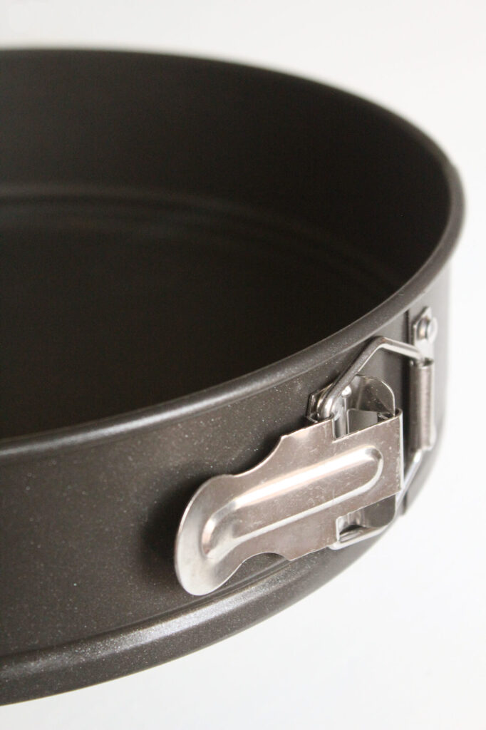 6 basic tools for making desserts at home
