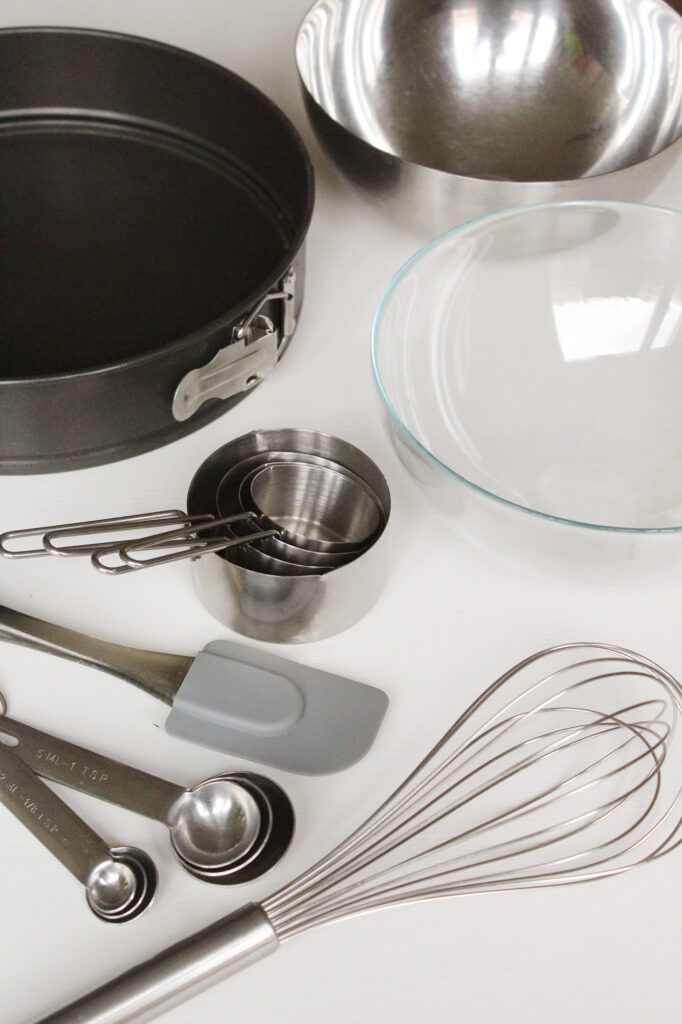 6 utensilios básicos para hacer postres en casa