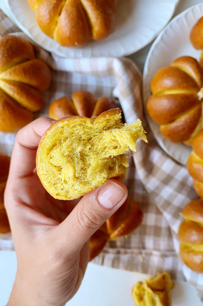 Cómo hacer Panes con forma de calabaza