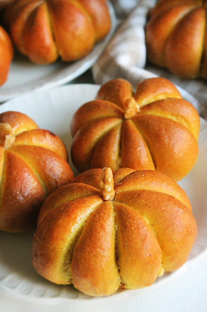 Receta de Panes con forma de calabaza