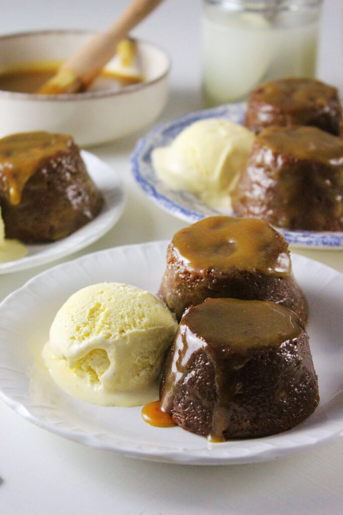 Pudín de caramelo pegajoso