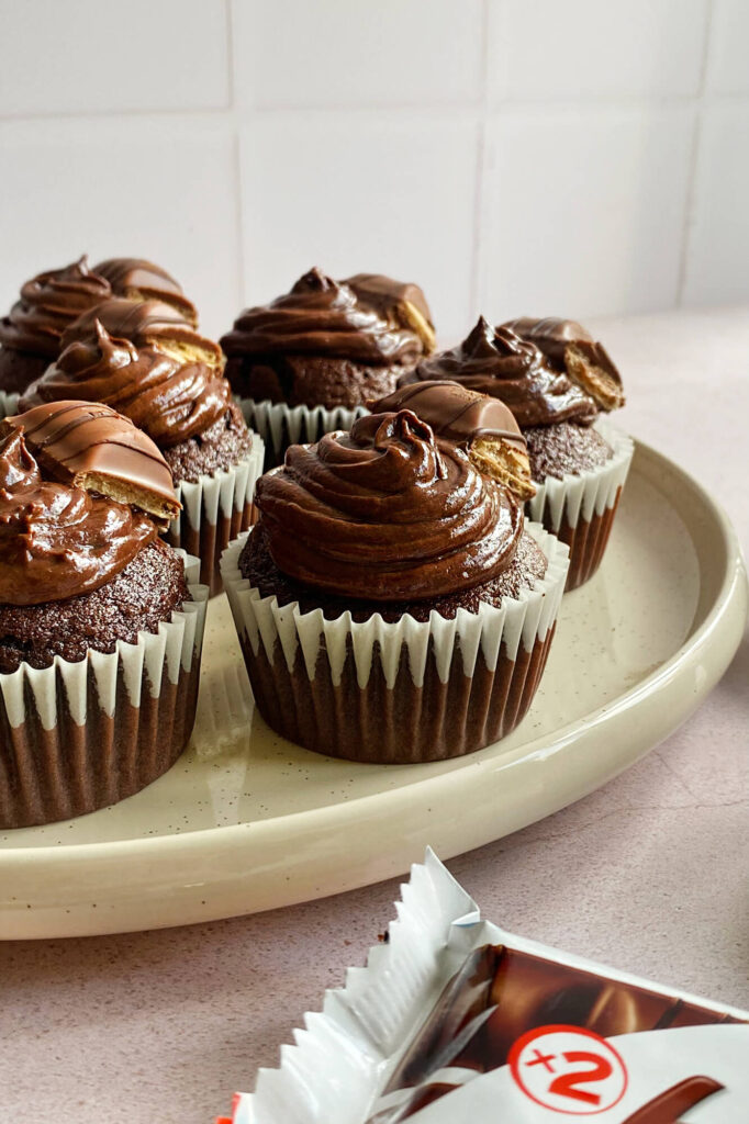 The best Kinder bueno cupcakes
