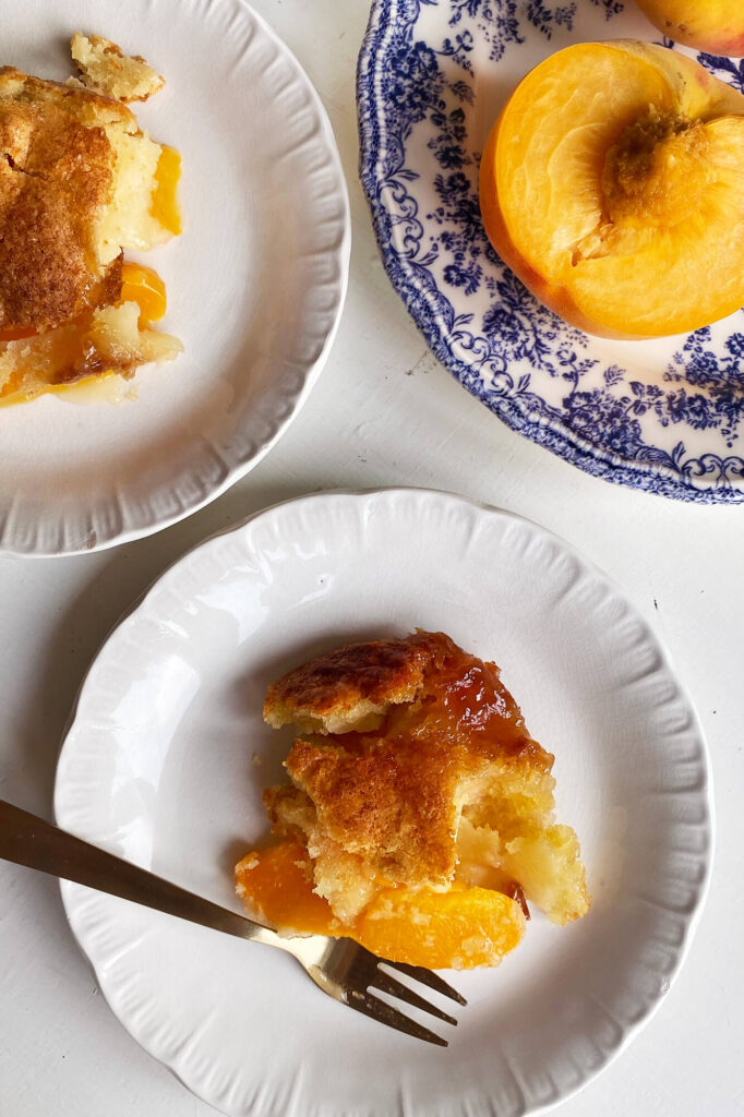 How to make a Fluffy peach cobbler